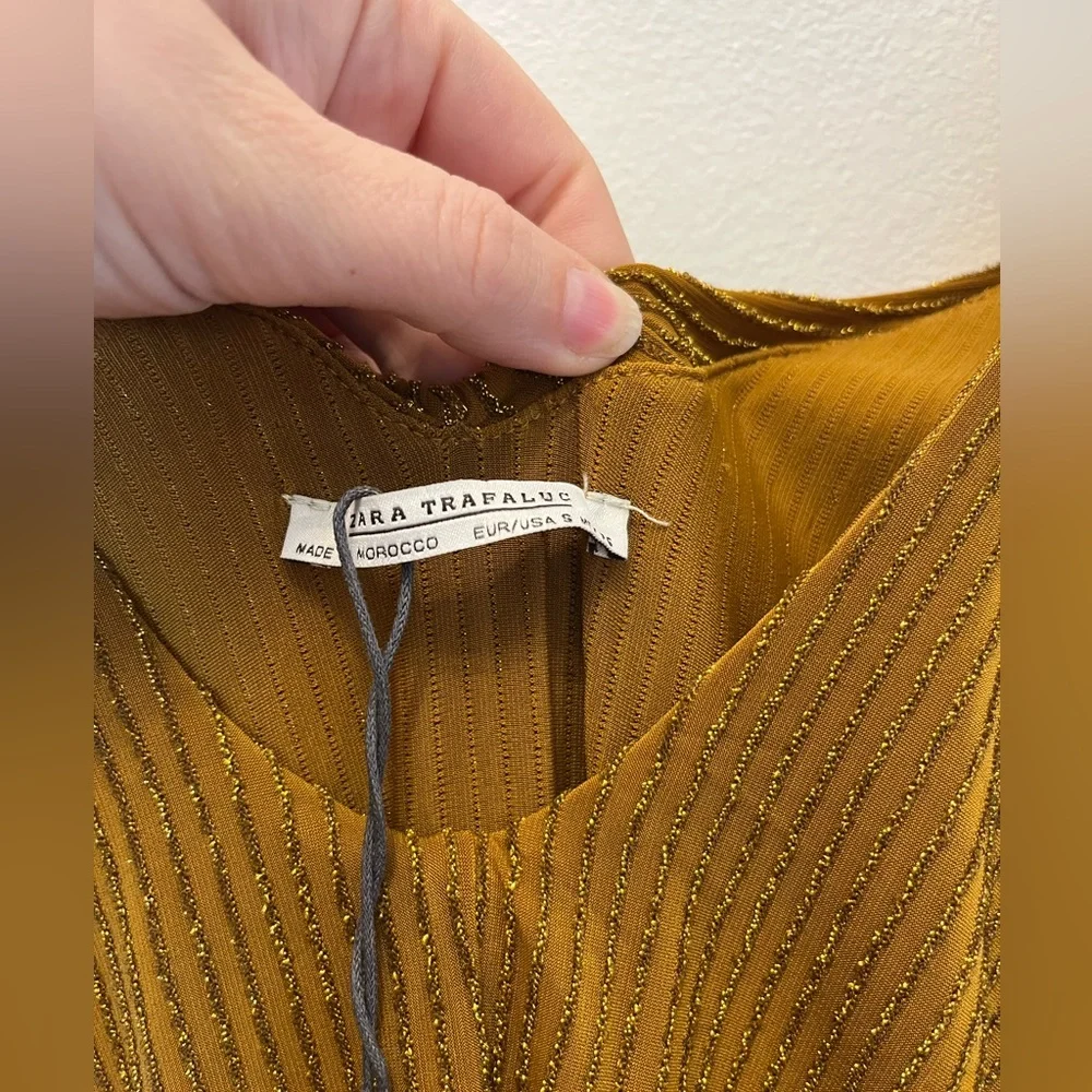 Zara Gold Midi Dress - Picture 8 of 9